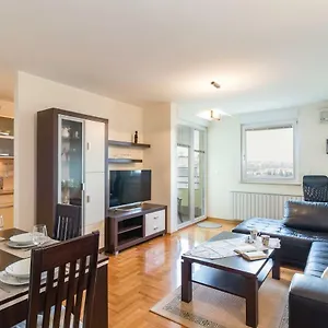 Klara Apartment