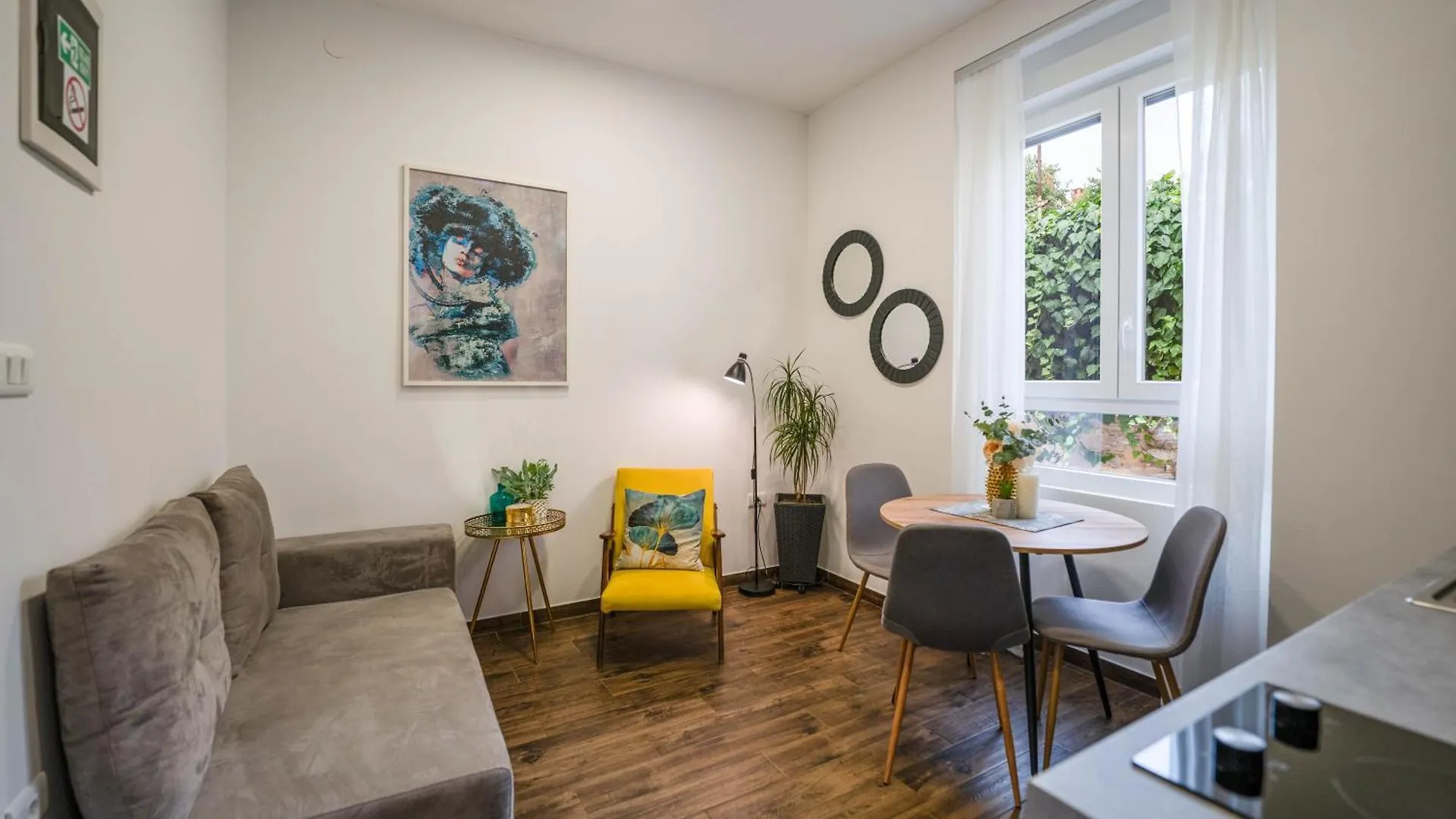 Colosseum Garden studio apartments Pula